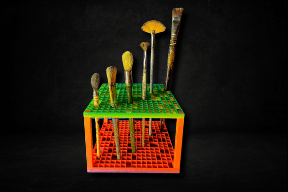 Brush Holder for Artists – Painting Desk Organization and Workflow
